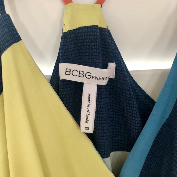 BCBGeneration Abstract Dress - Picture 3 of 4